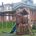Architekt *
